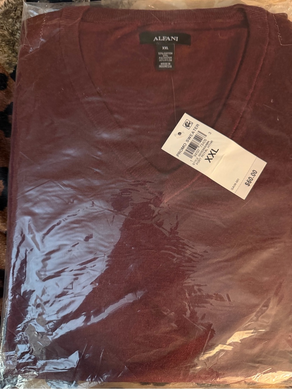 Alfani Men's V-Neck Sweater in Wine